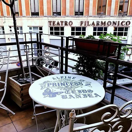 Al Teatro Гостьовий будинок